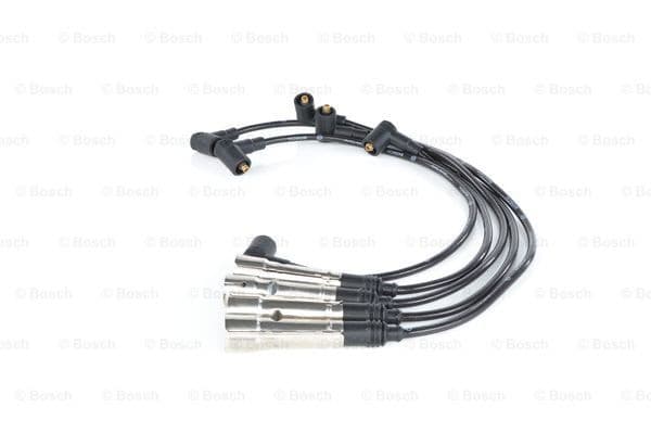 Комплект проводів запалювання BOSCH 0986356360